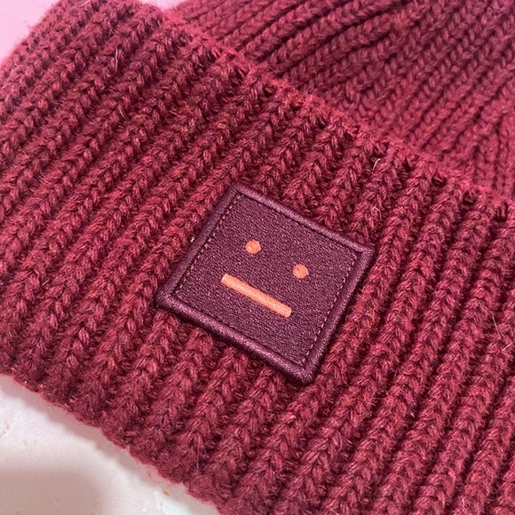 Burgundy Acne Studios Square Smiley Face Knit Hat - Picture 2 of 8